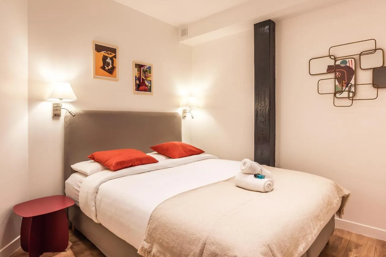 Design & New Loft In Heart Of Paris Apartment