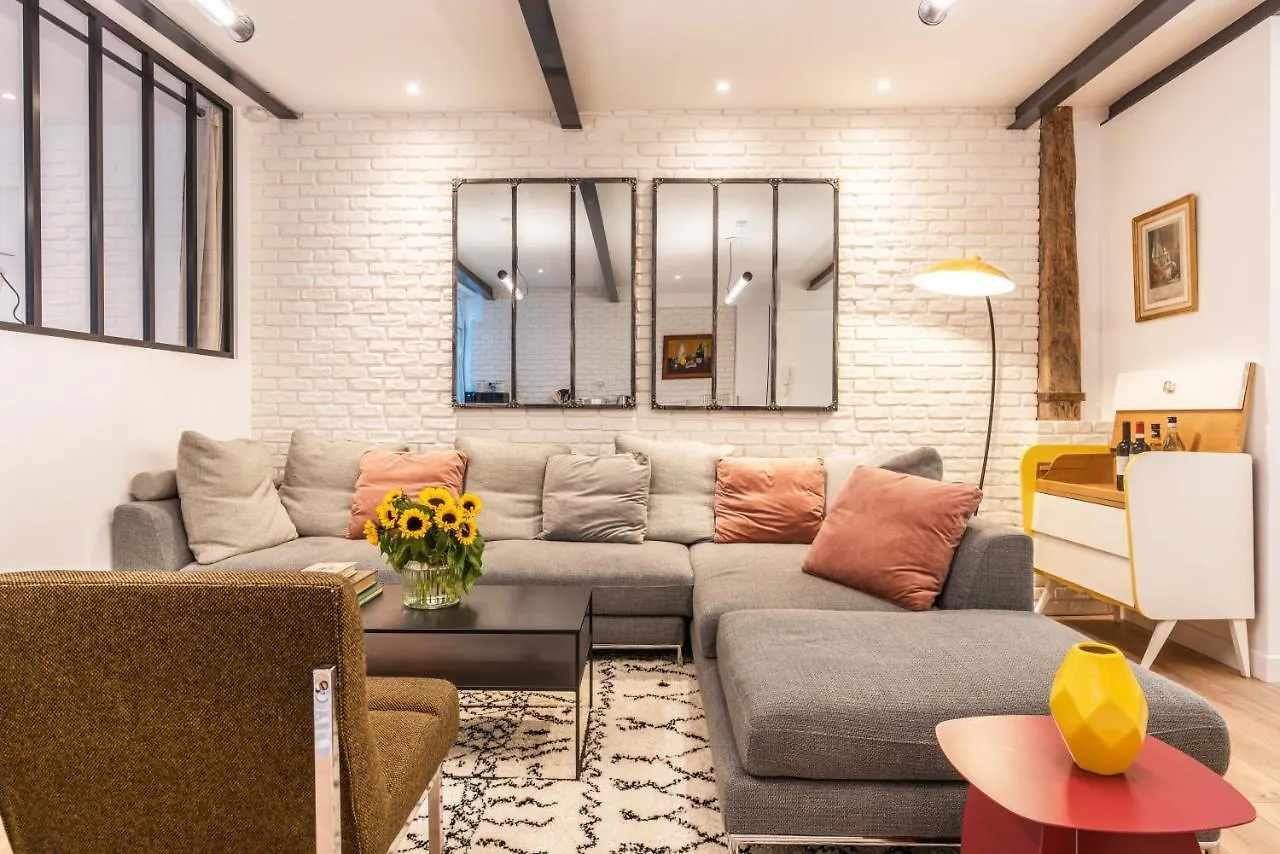 Design & New Loft In Heart Of Paris Apartment